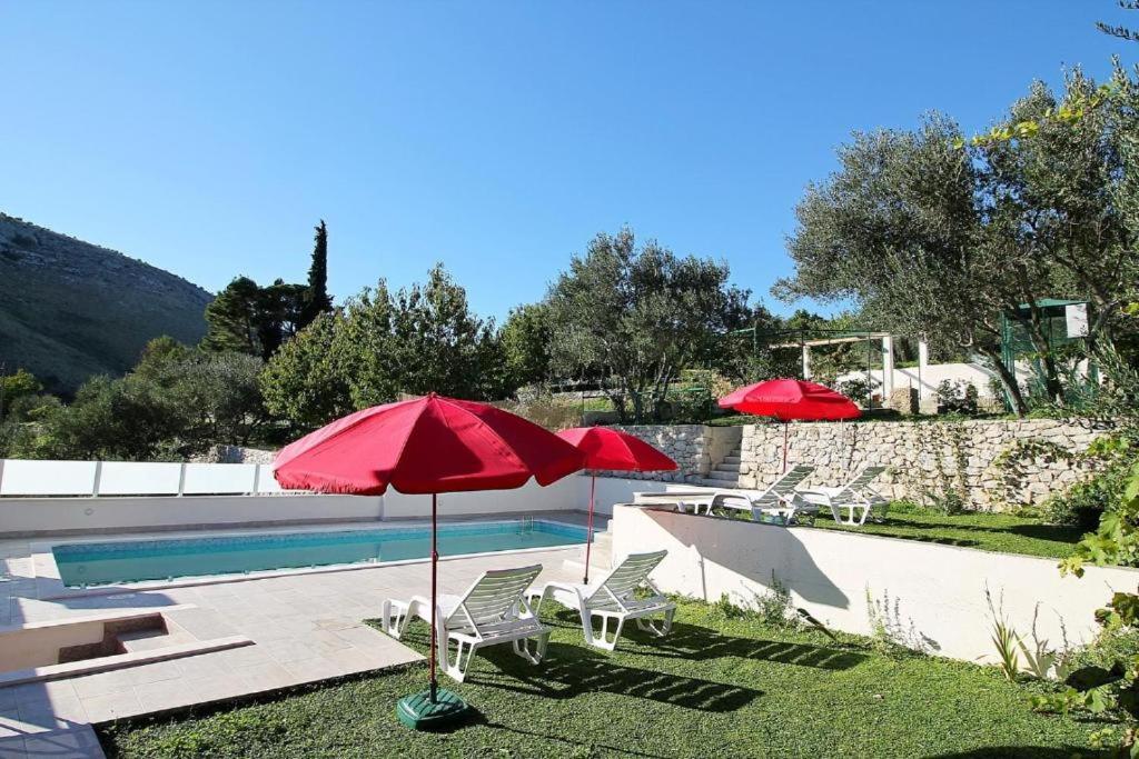 Villa Marietta Equino Donje Sitno Exterior photo